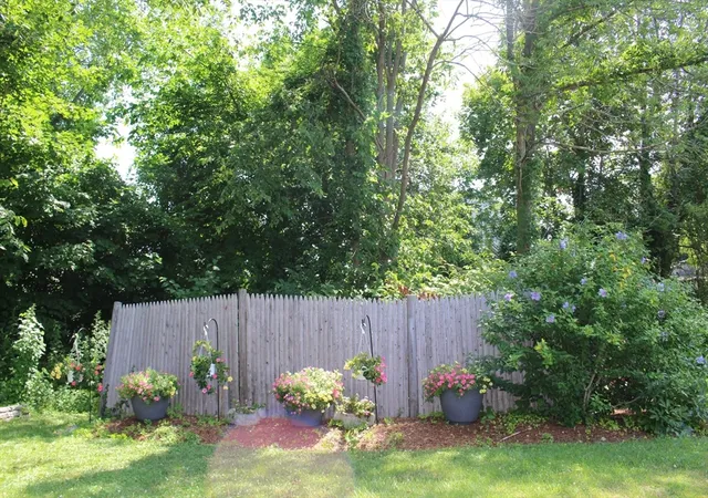 Homes for sale in Stoughton, MA | 84 Summer Ave #3, Stoughton, MA 02072 | MLS# 73549813