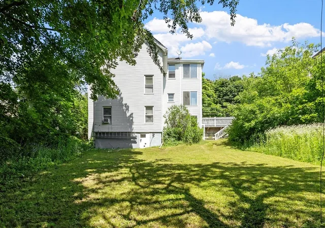 Listing Photo 4 - Condo for sale in building located at 205 Pine St, Gardner, MA 01440