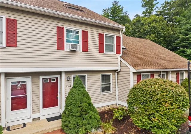 Photo 2 of Condo for sale at 702 Brookline Way #702, Rockland, MA 02370 | MLS# 73568338 | Listing updated on 2026-09-10