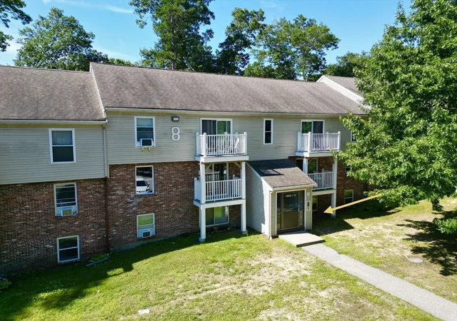 2nd image of 8 Tideview Path, Plymouth, MA 02360