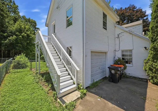 Photo 3 of Single family home for sale at 56 Lincoln Ave, South Hadley, MA 01075 | MLS# 73547286 | Listing updated on 2026-10-01