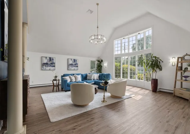 2nd image of 17 Clara Rd, Framingham, MA 01701 | MLS# 73550391