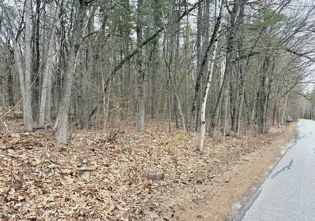 5th image of 201 New West Townsend Rd, Lunenburg, MA 01462 | MLS# 73495429