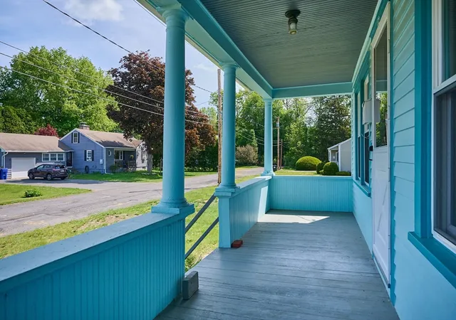 Homes for sale in Easthampton, MA | 52 Knipfer Ave, Easthampton, MA 01027 | MLS# 73526383