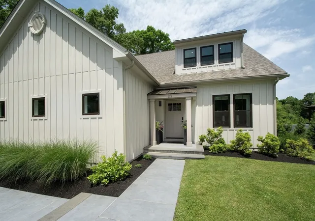 4th image of 23 Kingston Street, Kingston, MA 02364 | MLS# 73533329