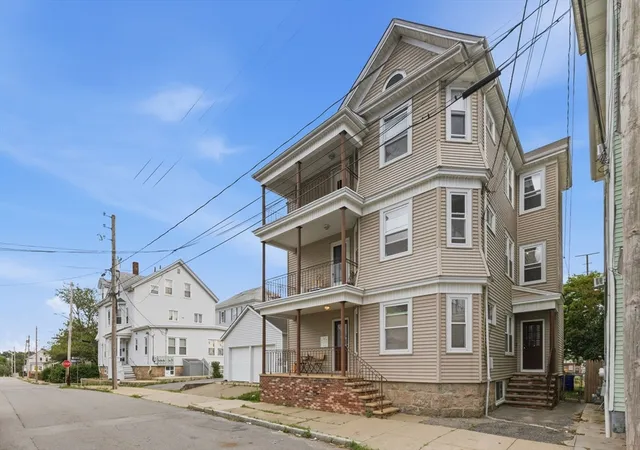 42nd image of 37 Eaton St, Fall River, MA 02723 | MLS# 73549897