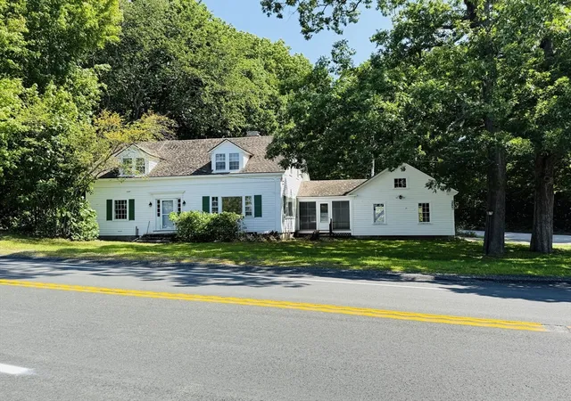 2nd image of 1344 Barre Rd, New Braintree, MA 01531 | MLS# 73567398