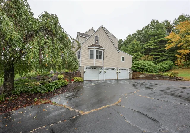 Photo 3 of Single family home for sale at 25 Autumn Rd, Wrentham, MA 02093 | MLS# 73560166 | Listing updated on 2026-09-20