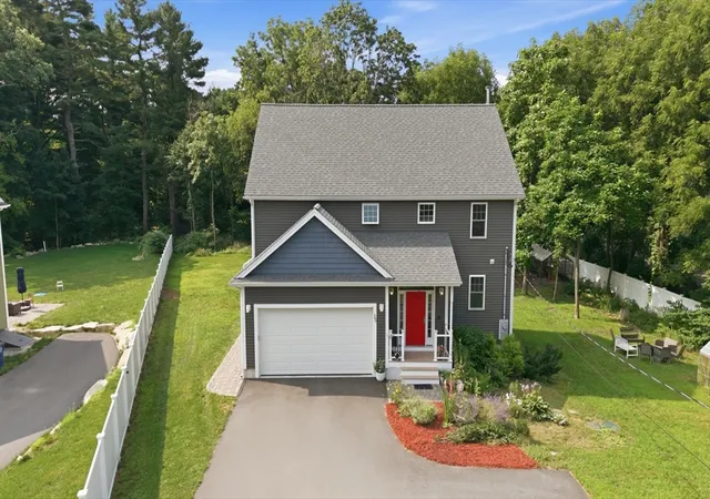Photo 2 of Single family home for sale at 35 Milford St, Medway, MA 02053 | MLS# 73562881 | Listing updated on 2026-08-30