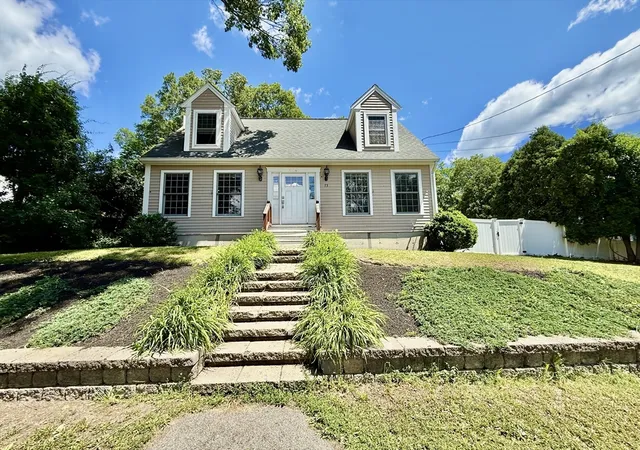 1st image of 13 N Martin Rd, Amesbury, MA 01913 | MLS# 73538949