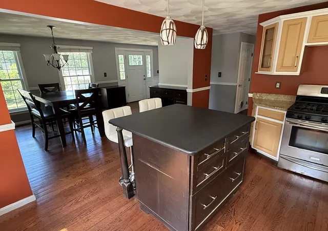 image of 13 N Martin Rd, Amesbury, MA 01913 | MLS# 73538949