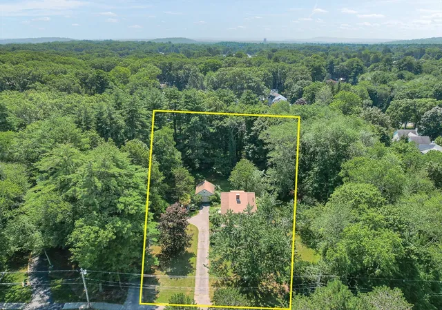 2nd image of 53 Elmwood Rd, Wellesley Hills, MA 02481 | MLS# 73565253