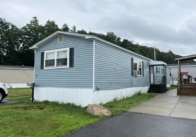 Photo 3 of Manufactured home for sale at 7 Cadillac Dr, Marlborough, MA 01752 | MLS# 73560619 | Listing updated on 2026-09-13