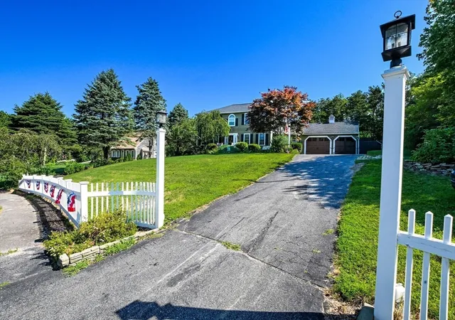 Photo 2 of Single family home for sale at 70 Welton Dr, Plymouth, MA 02360 | MLS# 73556034 | Listing updated on 2026-10-18