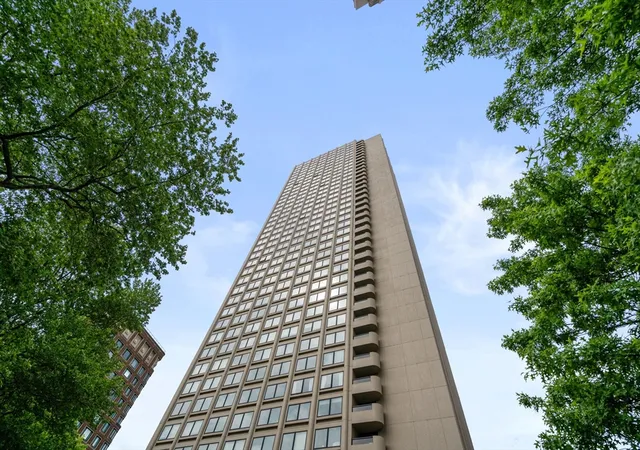 2nd image of 85 East India Row #6B, Boston, MA 02110 | MLS# 73526910