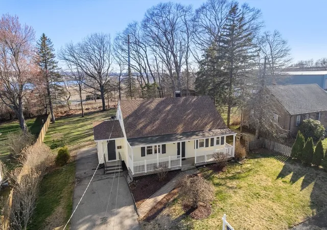 Homes for sale in Somerset, MA | 113 Johnson St, Somerset, MA 02726 | MLS# 73499461
