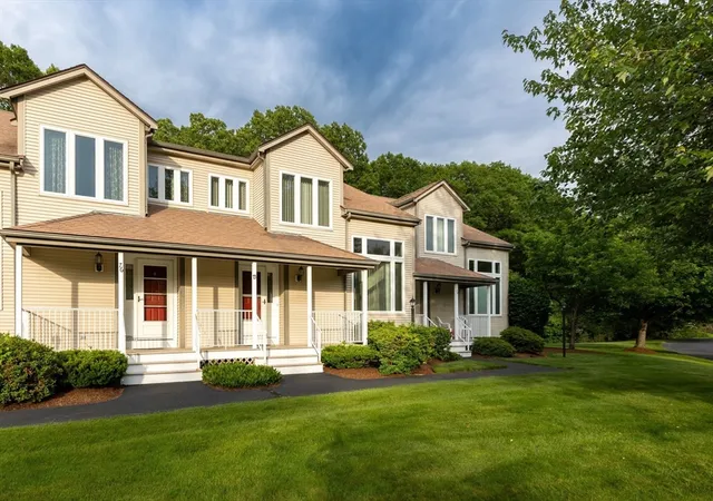 Homes for sale in Rockland, MA | 75 Willow Pond Dr #75, Rockland, MA 02370 | MLS# 73535292