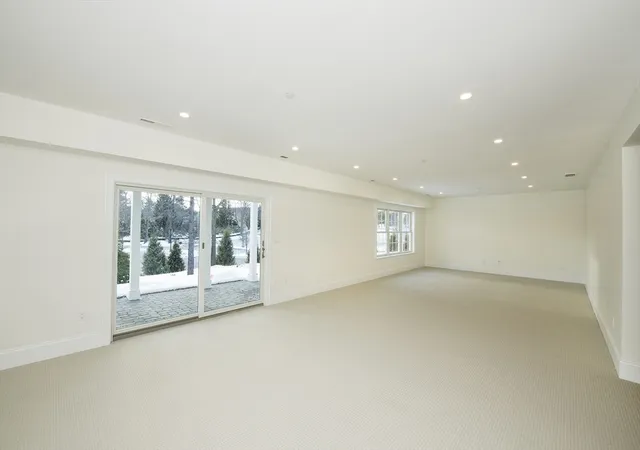 30th image of 21 Clubview Dr #21, Andover, MA 01810 | MLS# 73458511