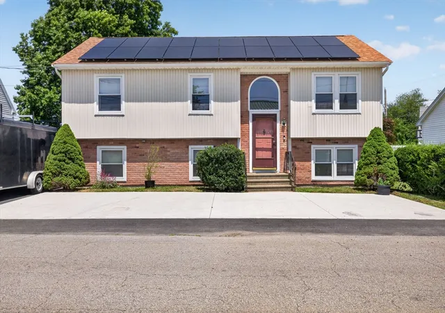 Photo 1 of Sale Pending at 158 Amity St, Fall River, MA 02721 | MLS# 73552991 | Listing updated on 2026-08-31