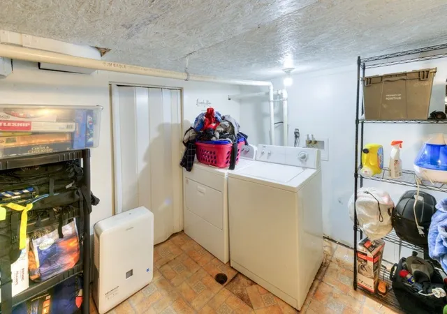 Homes for sale in Leicester, MA | 57 Charlton St, Leicester, MA 01542 | MLS# 73533478