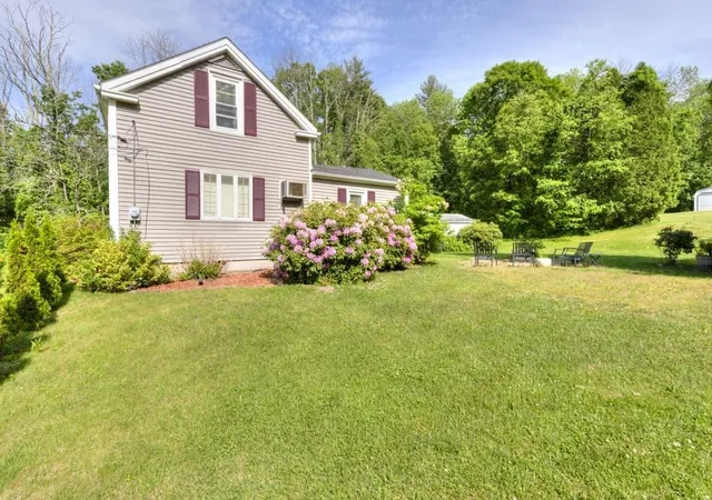 Homes for sale in Leicester, MA | 57 Charlton St, Leicester, MA 01542 | MLS# 73533478