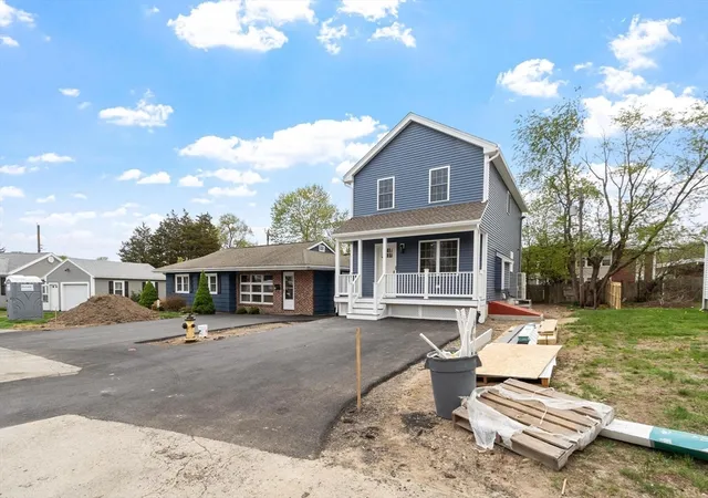 2nd image of 22 Greystone, Haverhill, MA 01835