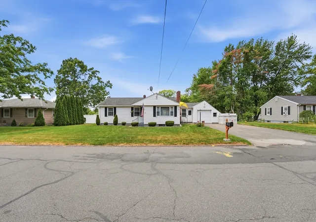 Homes for sale in East Longmeadow, MA | 143 Braeburn Road, East Longmeadow, MA 01028 | MLS# 73539984