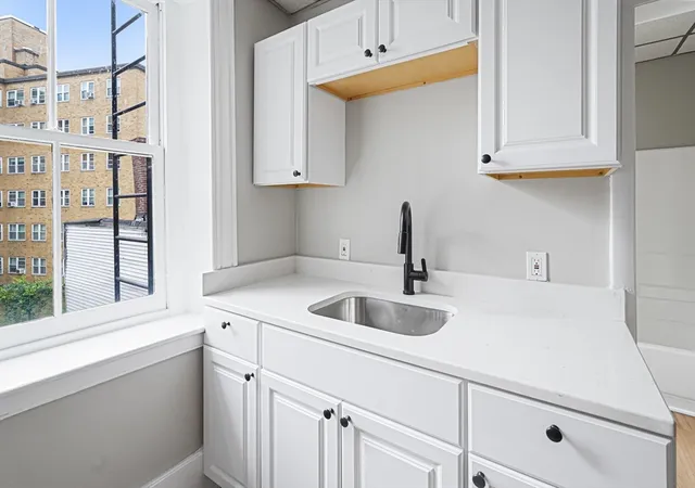 Homes for sale in Lowell, MA | 100 Appleton St, Lowell, MA 01852 | MLS# 73528081