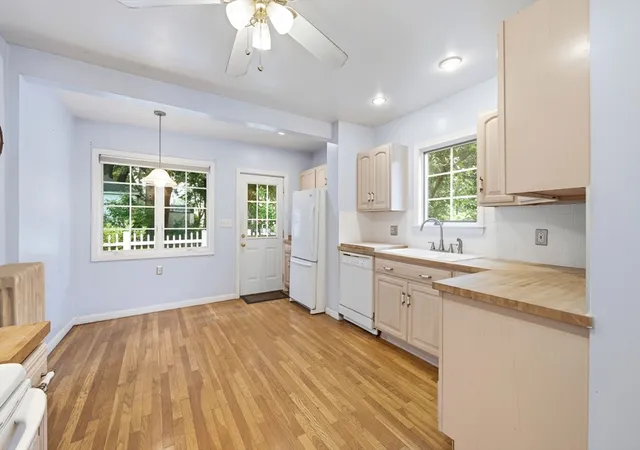 Photo 3 of Single family home for sale at 1 Belvidere Ave, Worcester, MA 01605 | MLS# 73568571 | Listing updated on 2026-09-21