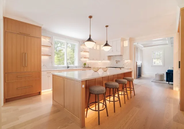 3rd image of 71 Walpole St, Dover, MA 02030 | MLS# 73509870