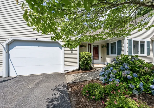 2nd image of 2 Mainsail Cir #70, Mashpee, MA 02649 | MLS# 73558675