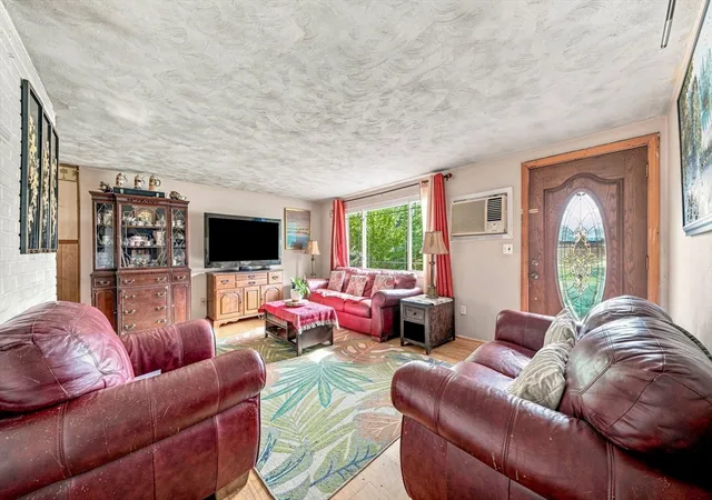 5th image of 34 Joseph, Braintree, MA 02184 | MLS# 73556710