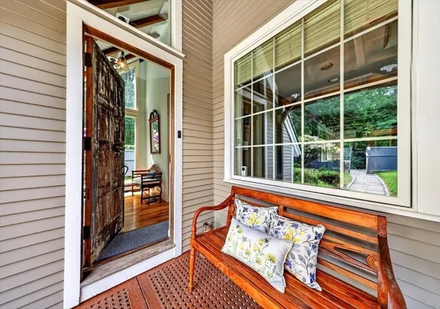 3rd image of 136 South Pleasant, Hingham, MA 02043 | MLS# 73537388