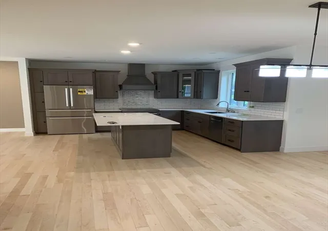 5th image of 17 Stone Ridge Dr, Florence, MA 01062 | MLS# 73537848