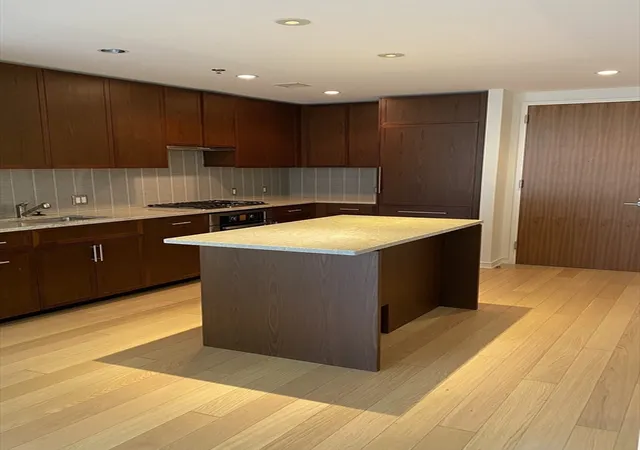 Photo 3 of Condo for sale at 580 Washington St #604, Boston, MA 02111 | MLS# 73554863 | Listing updated on 2026-09-14