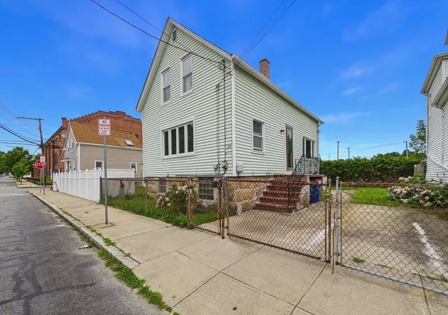 1st image of 250 Chancery St, New Bedford, MA 02740 | MLS# 73554055