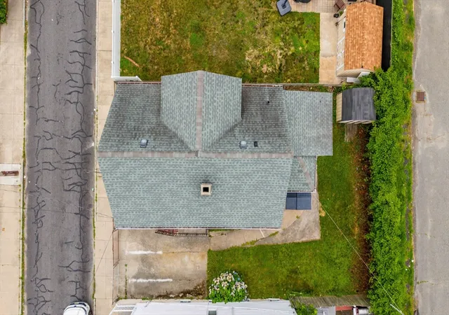 31st image of 250 Chancery St, New Bedford, MA 02740 | MLS# 73554055