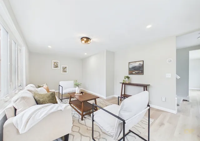 5th image of 250 Chancery St, New Bedford, MA 02740 | MLS# 73554055