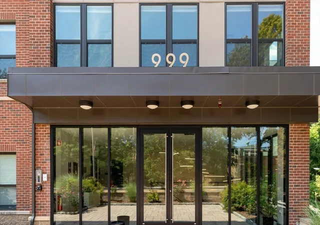 4th image of 999 Hancock St #202, Quincy, MA 02169 | MLS# 73565381