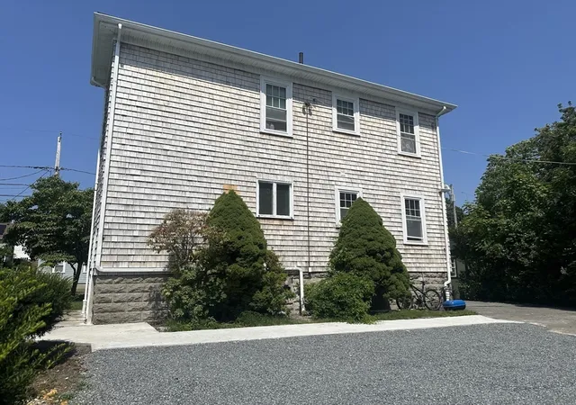 5th image of 435 Stetson St, Fall River, MA 02720 | MLS# 73551826