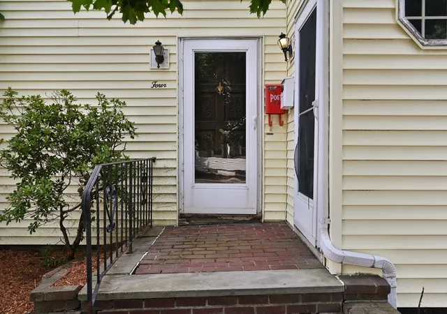 2nd image of 4 Winter Street, Everett, MA 02149 | MLS# 73550709