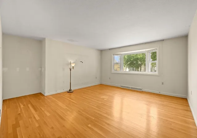 Photo 3 of Sale Pending at 4 Winter St, Everett, MA 02149 | MLS# 73550709 | Listing updated on 2026-09-14