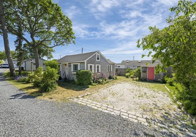 Homes for sale in Dennis, MA | 248 Old Wharf Rd, Dennis, MA 02639