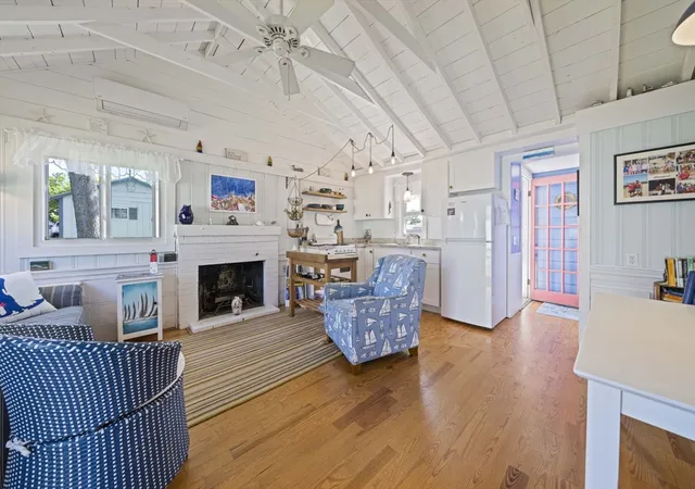 Homes for sale in Dennis, MA | 248 Old Wharf Rd, Dennis, MA 02639