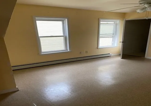 11th image of 8 10 Cady St, Lowell, MA 01852 | MLS# 73541584