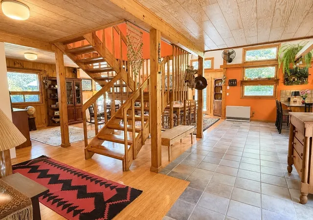 Photo 3 of Single family home for sale at 19 Llewellyn Way, Edgartown, MA 02539 | MLS# 73554803 | Listing updated on 2026-09-11