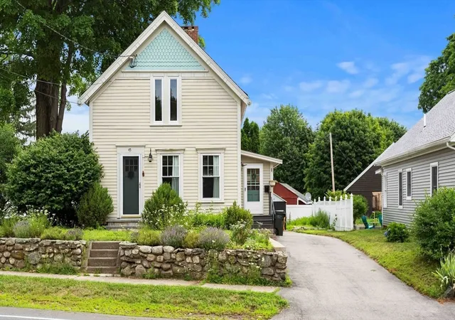 Homes for sale in Amesbury, MA | 45 Whitehall Rd, Amesbury, MA 01913 | MLS# 73546317