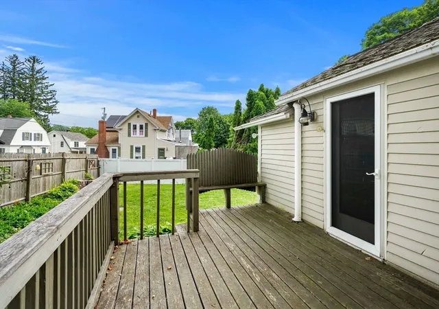 Homes for sale in Amesbury, MA | 45 Whitehall Rd, Amesbury, MA 01913 | MLS# 73546317
