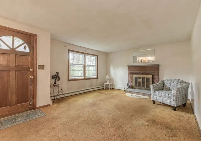 2nd image of 27 Sylvanus Wood Ln, Woburn, MA 01801 | MLS# 73565742