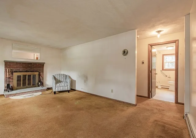 3rd image of 27 Sylvanus Wood Ln, Woburn, MA 01801 | MLS# 73565742
